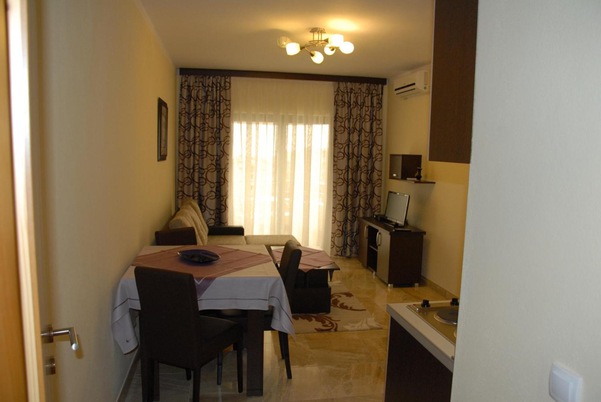 Guest House Evropa 2 Ulcinj Eksteriør billede