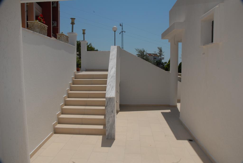 Guest House Evropa 2 Ulcinj Eksteriør billede