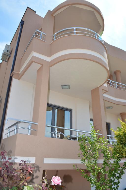 Guest House Evropa 2 Ulcinj Eksteriør billede