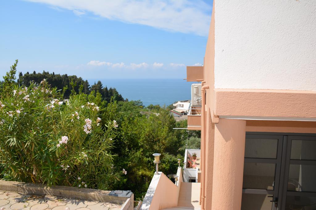 Guest House Evropa 2 Ulcinj Eksteriør billede