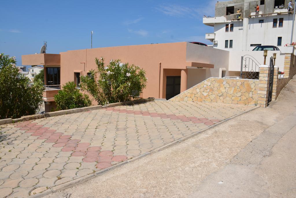 Guest House Evropa 2 Ulcinj Eksteriør billede