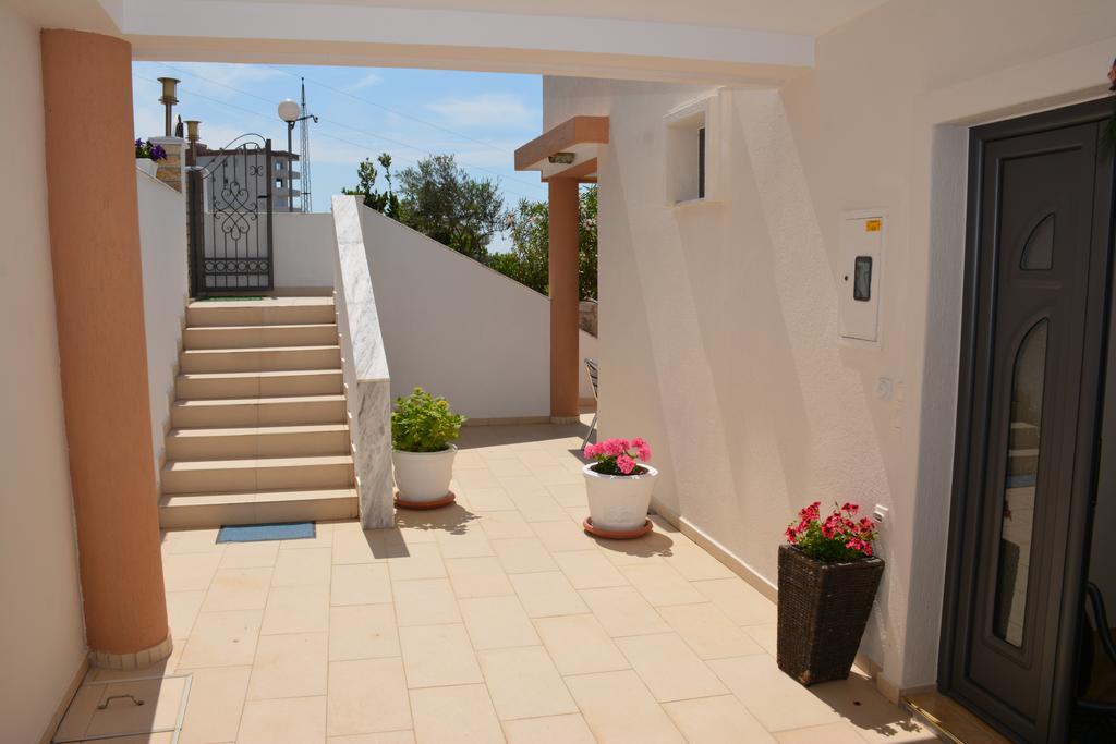 Guest House Evropa 2 Ulcinj Eksteriør billede