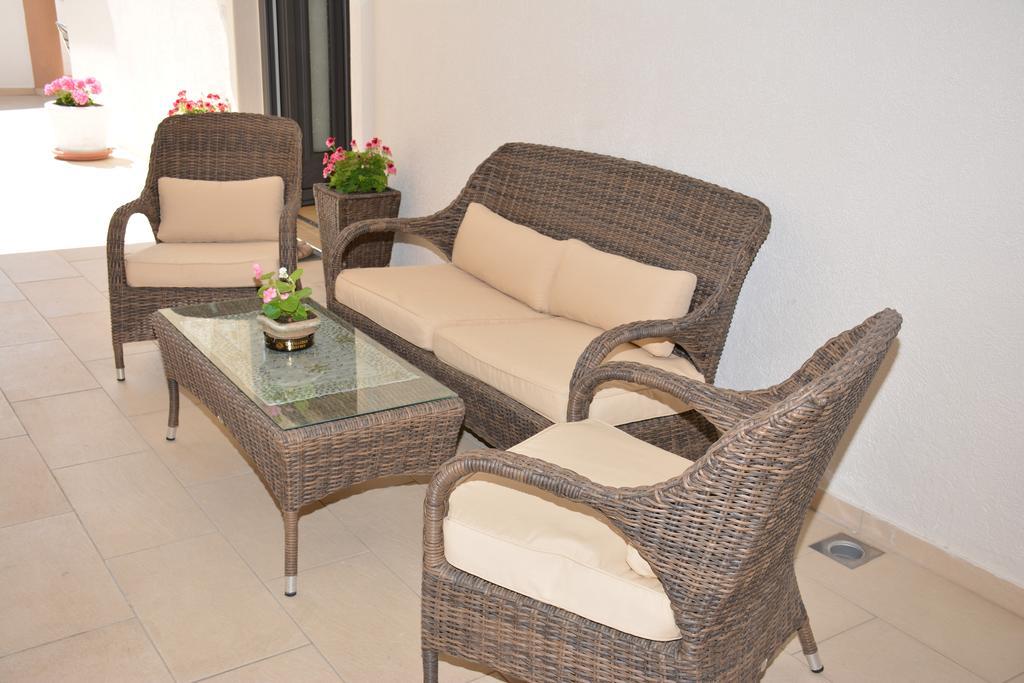 Guest House Evropa 2 Ulcinj Eksteriør billede