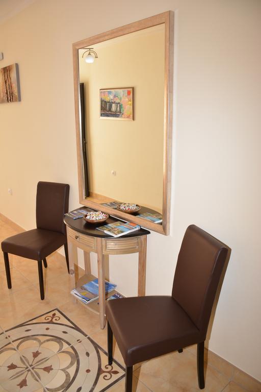 Guest House Evropa 2 Ulcinj Eksteriør billede
