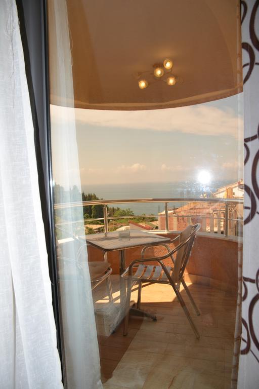 Guest House Evropa 2 Ulcinj Eksteriør billede